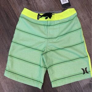 Hurley Boys Board Shorts, flash lime, size 8/24 NWT